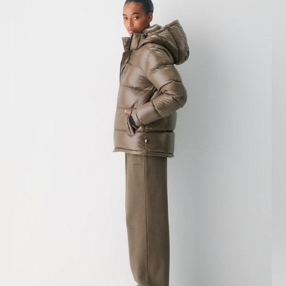 The Super Puff™ Hi-Gloss - Picture 2 of 7